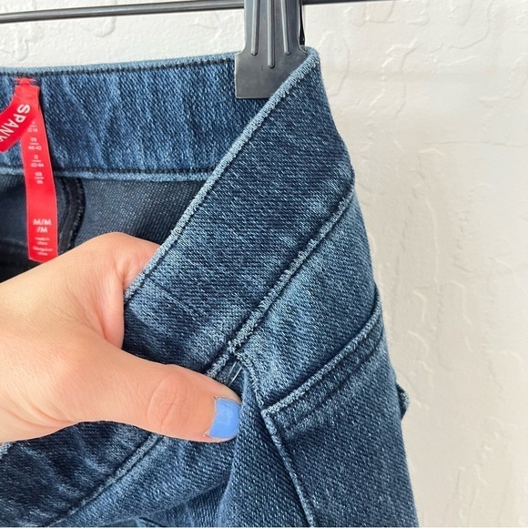 SPANX Jegging Pull On Jeans Size Medium Medium Wash - Picture 9 of 12
